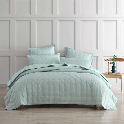 Platinum Ascot Surf Coverlet | Queen/King Bed