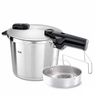 Fissler Vitaquick Premium Pressure Cooker with Steamer Insert & Tripod | 22cm/6L