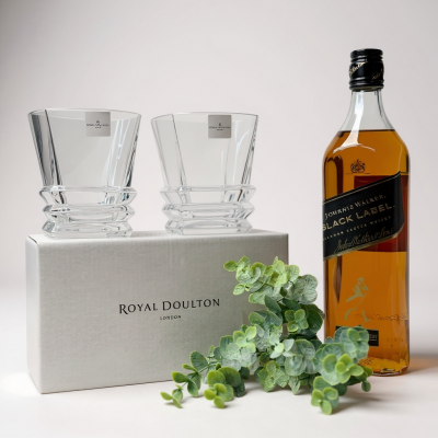 The Whiskey Lovers Gift Box