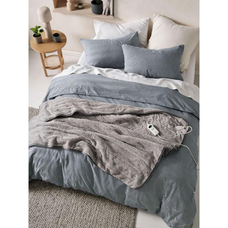 Linen House Sherpa Electric Heated Throw