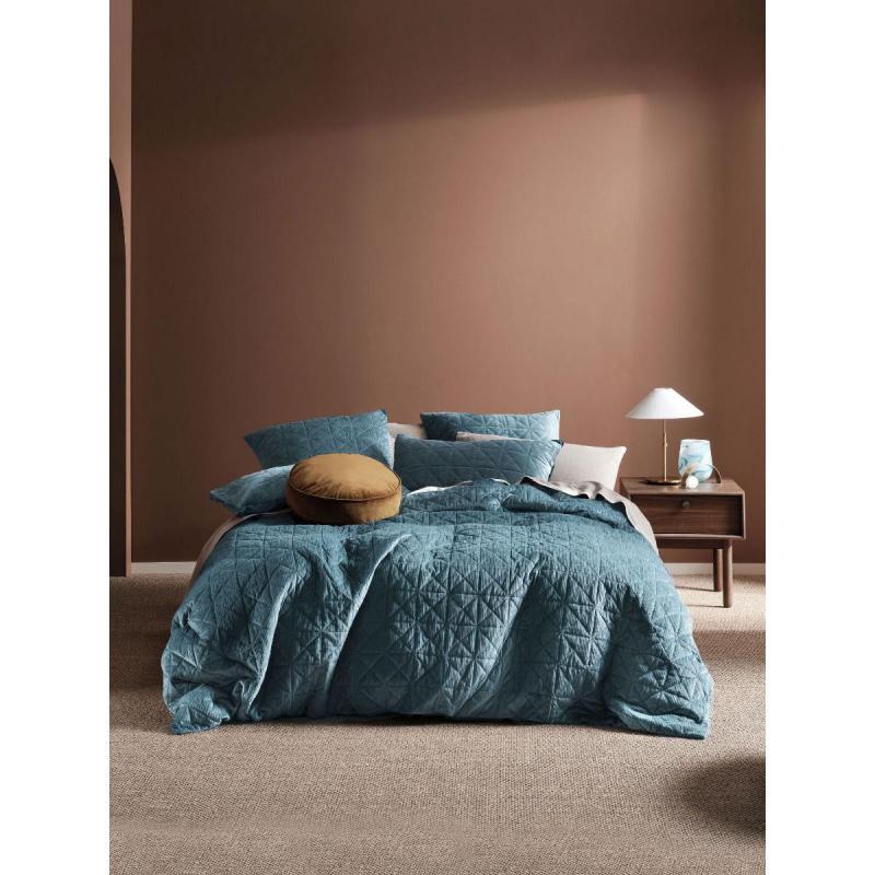 Linen House Heath Quilt Cover Set | King | Teal 