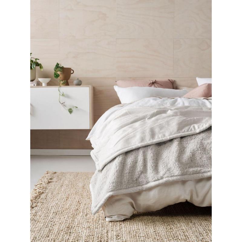 Linen House Sena Ivory Blanket | Small