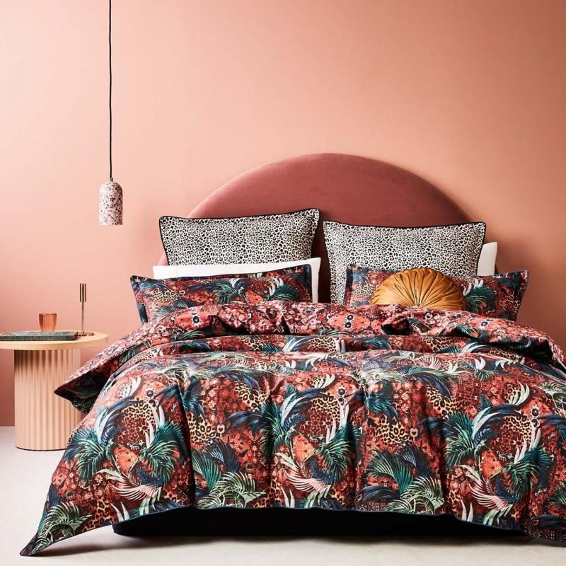 Logan & Mason Casablanca Quilt Cover Set | Queen Bed | Red 