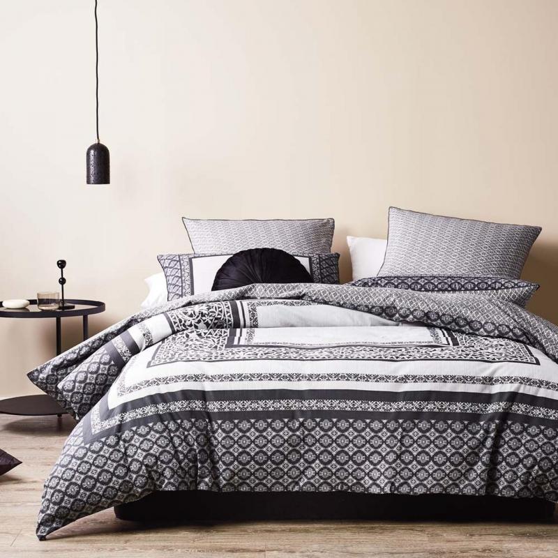 Logan & Mason Vaughn Quilt Cover Set | Super King | Charcoal