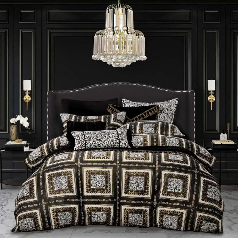 Davinci Piazza Quilt Cover Set | Queen Bed | Gold