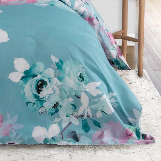 Logan & Mason Fleur Quilt Cover Set King Bed Mint