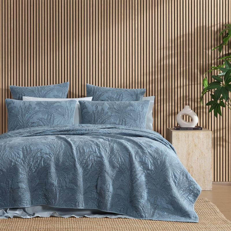 Platinum Tropica Slate Coverlet Set | Queen/King Bed