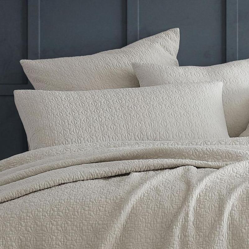 Platinum Kayo Linen Standard Pillow Sham | Pair