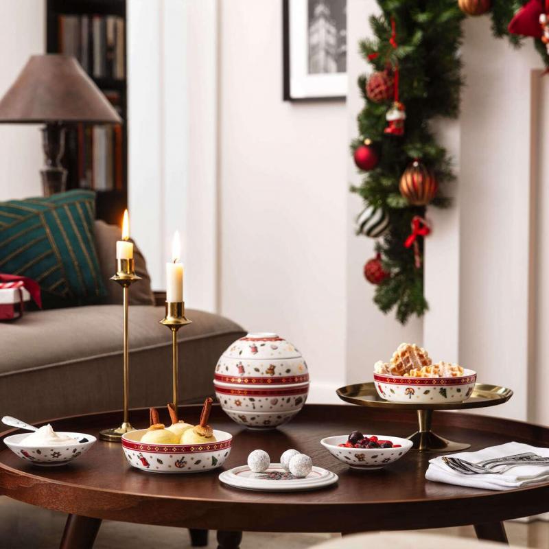Villeroy and Boch Christmas Toy's Delight La Petite Boule Snacking Set